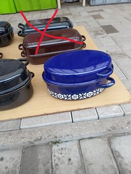 Smaltované nádobí,pekáč,pekáče. - 3