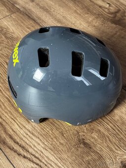 Dětská cyklistická helma - 3