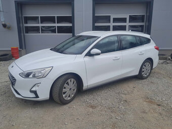 Ford Focus 1.5tdci 88kw TITANIUM - 3