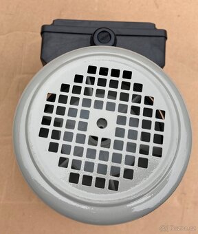 Nový elektromotor - 3