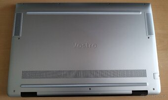 Dell vostro 5590 Intel Core i5 4,2GHz + brašna ,hdmi - 3