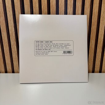 LP Planeta opic - Viktor Sheen - 3