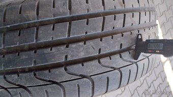 Prodám 2 x letní pneu Pirelli 235/50/19 cena za 2 ks pneu - 3
