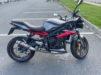 Triumph Street Triple R - 3