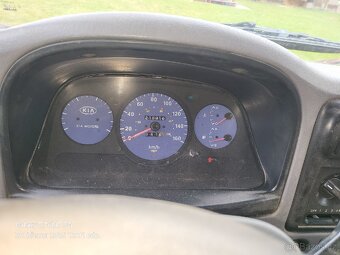 Kia 2700 - 3