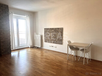 Nymburk, pronájem bytu 3+kk, 72 m2, + garážové stání,  okr.  - 3