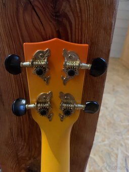 Mahalo Ukulele - 3