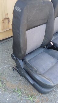 Wolckwagen golf 4 předni sedačky - 3