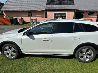 VOLVO V60 CROSS COUNRY 2.5T, 187 Kw, 5VÁLEC, LPG, AUTOMAT - 3