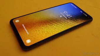 Samsung Galaxy S10e - 3