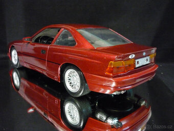 BMW 850i Maisto 1/18 - 3
