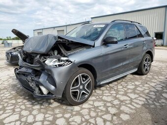 tazne zarizeni MB GLE x166 - 3