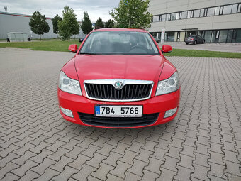 Škoda Octavia 2 facelift 2010 1.6 TDi automat DSG kombi 77kw - 3
