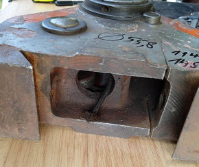 Frézka opěrné ložisko - 3