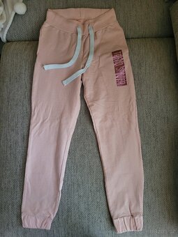 Nové dívčí tepláky Trend Setter zn. Winkiki, vel. 152-158 - 3