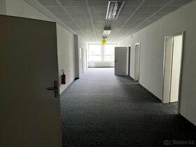 ZITAVA-Pronájem posledního obch.prostoru v přízemí 71m2 - 3