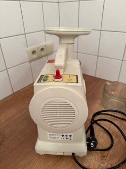 Odšťavňovač Green Star - 3