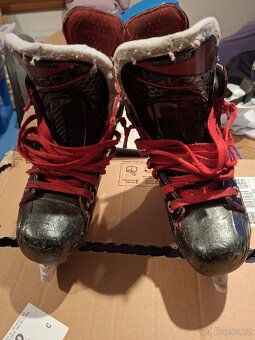 Brusle Bauer Vapor X2.7 - 3