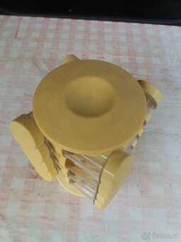 Kořenky plastové otáčivé. - 3