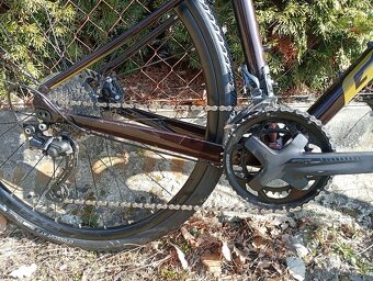 Giant revolt 1 vel.M - 3