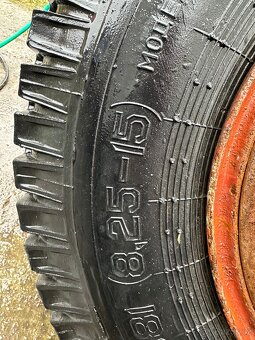 Pneu 8,25-15 DNEPROSHINA - 3