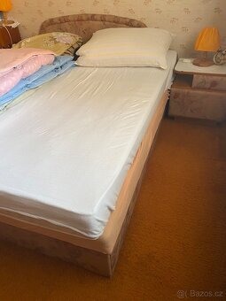 Postel a skříně za odvoz - 3