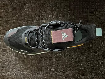 Prodám trekovou obuv Adidas Terrex - 3