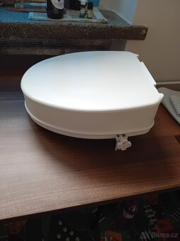 PRODÁM ZVÝŠENÉ SEDÁTKO NA WC - 3
