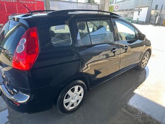 Prodám nebo vyměním Mazda 5 benzín 7 míst - 3