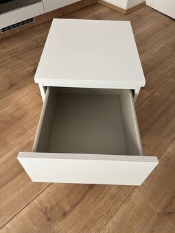 Komoda / skříňka se 2 zásuvkami Ikea - 3