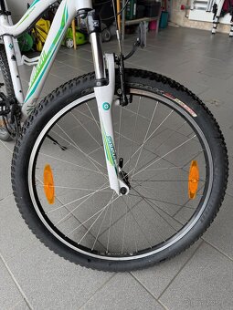 Dámské kolo Specialized Myka 17” - 3