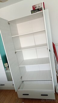 prodej skříně - 3