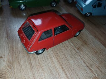 Renault R 5 1:24 martoys Made in Italy - 3