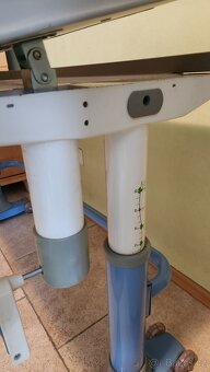 Dětský polohovací psací stůl - 3