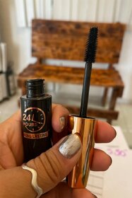 Greatlash prodlužující voděodolná řasenka s hedvábím nová - 3