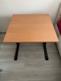 Mocný stůl do pokojíčku nebo do kanceláře 80x80, výška 73 cm - 3