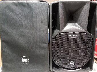 RCF ART710A MK4 - aktivní reprobox 700W - 3