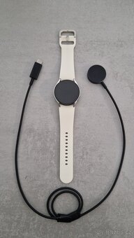 Samsung Galaxy Watch 6 40mm BT zlatá - 3
