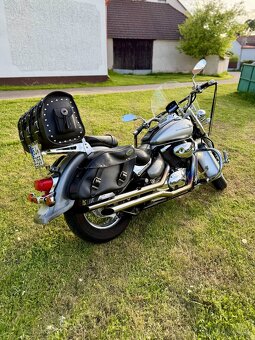 Suzuki Intruder Voluisia 800 - 3
