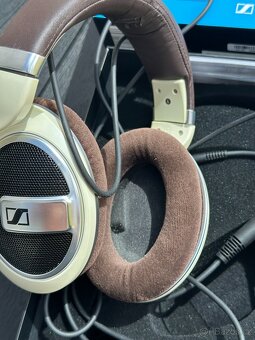 Kabelová sluchátka SENNHEISER HD 599 - 3