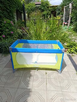 Prodám dětskou rozkládací cestovní postýlku - 3