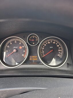 Prodám opel zafira B 1.8 benzin 103kw - 3