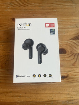 Bezdrátová sluchátka EarFun Air špunty - 3