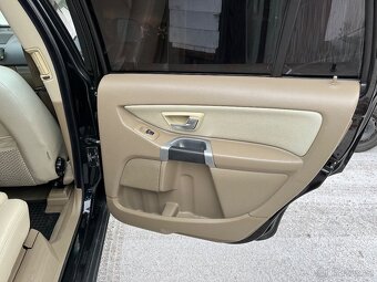 Volvo xc90 - 3