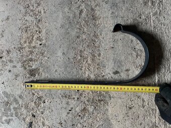 Prodám střešní žlabové háky - 3