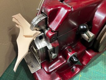 Obuvnický šicí stroj na kůži Frobana - 3