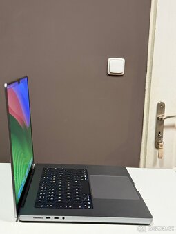 MacBook Pro 16” – M1 Pro (2021) - 3