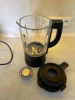 Polévkovar s mixérem PRESIDENT 1,75 l - 3