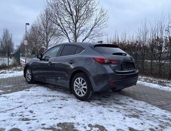MAZDA 3 2.0 88 KW CENTER-LINE 148TKM - BENZÍN - 3