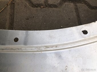 Levý blatnik Suzuki Vitara 3 - 3